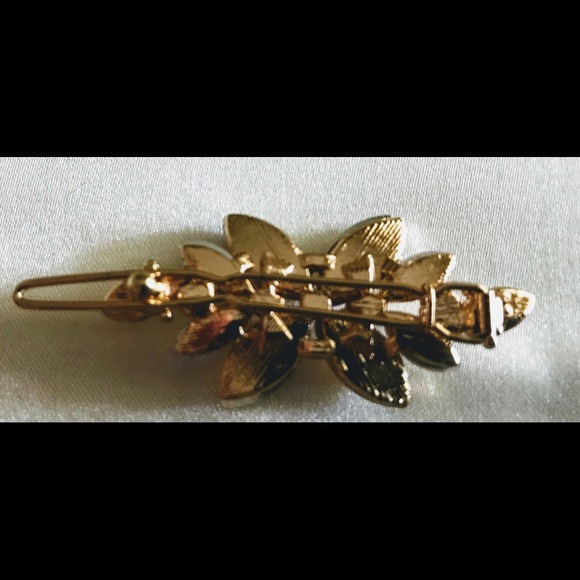 Pretty Blush Pink Rhinestone Accent Barrette - Picture 2 of 2